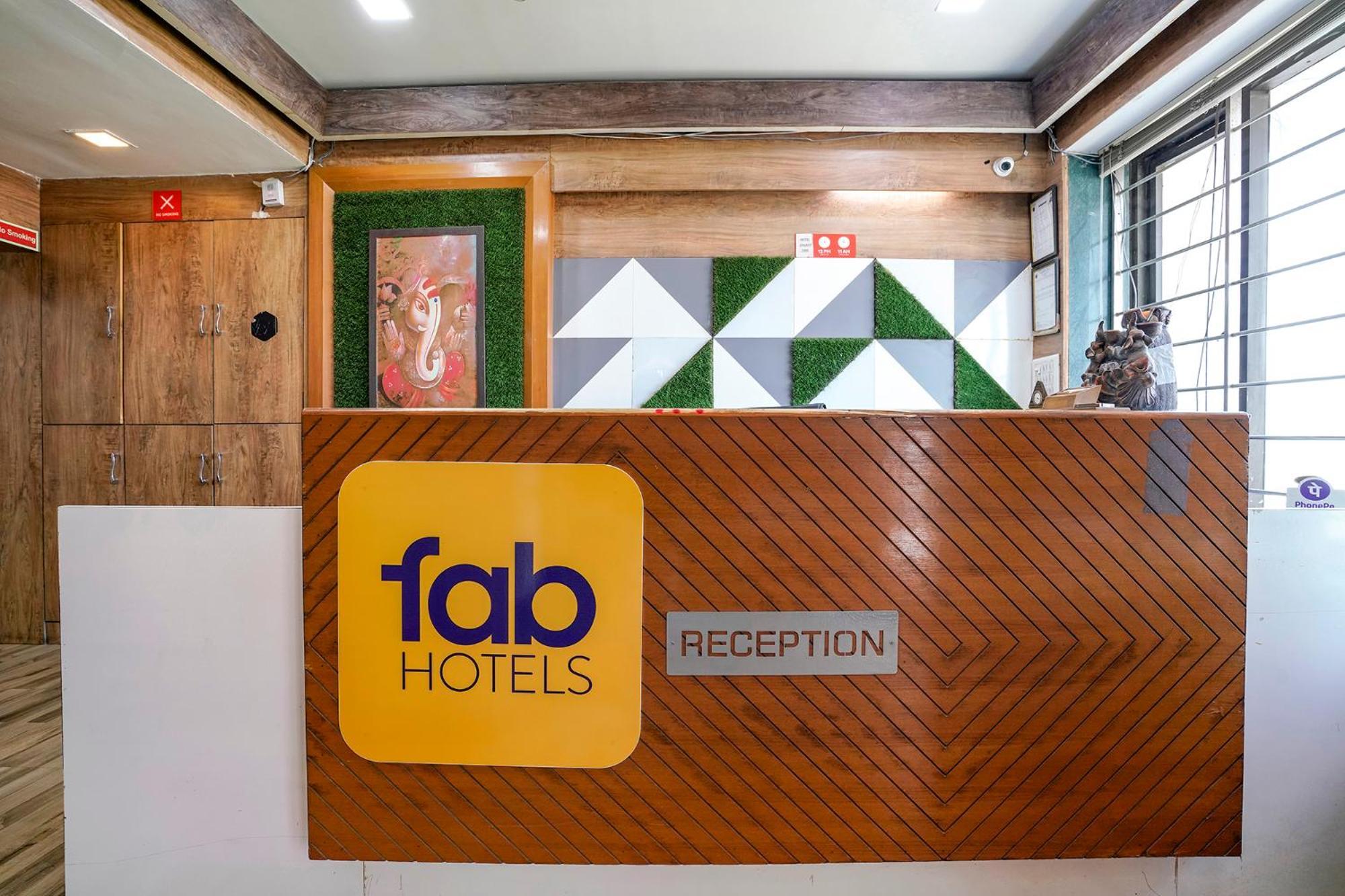 Fabhotel Galaxy I Ahmedabad Bagian luar foto