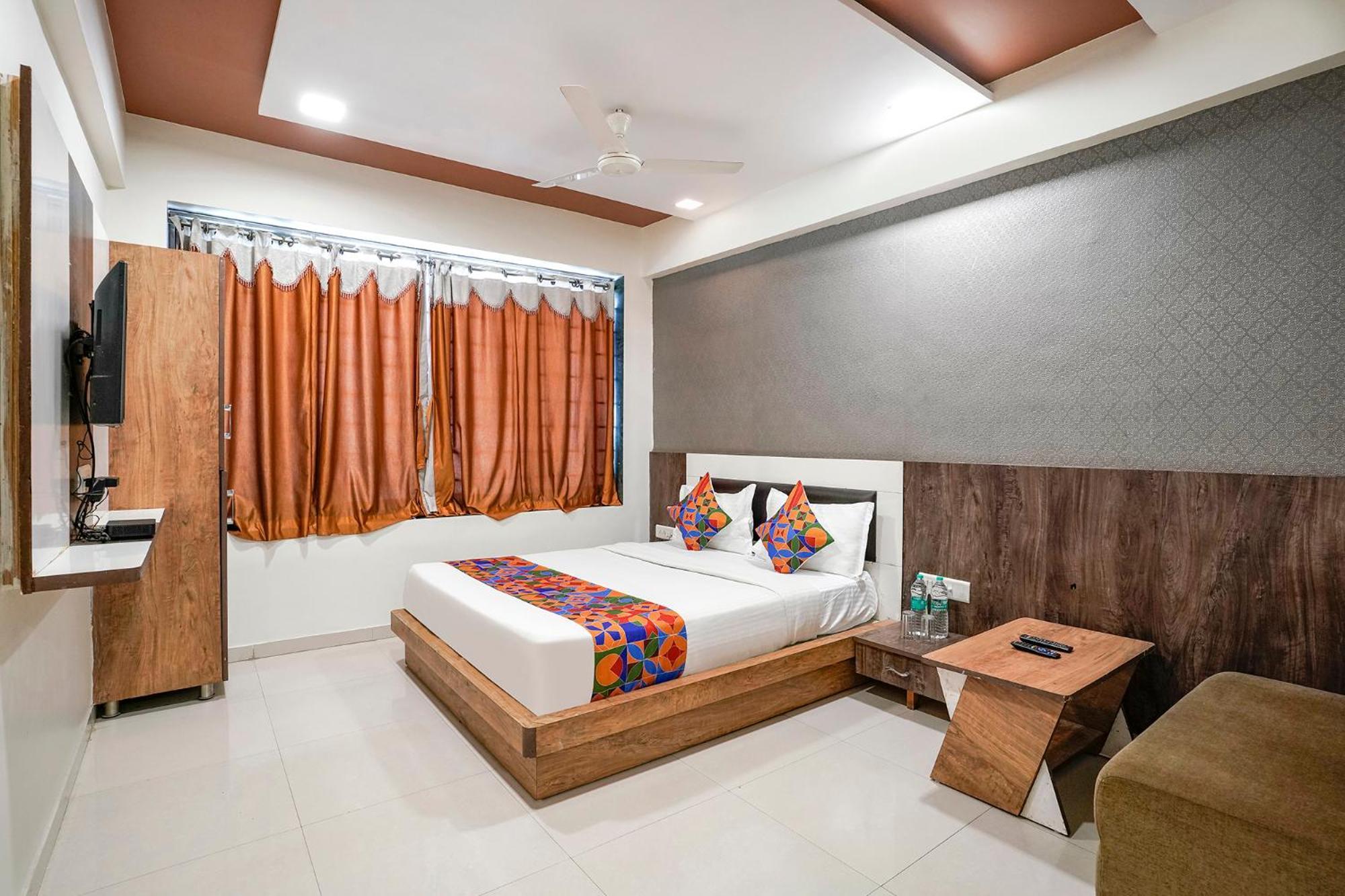 Fabhotel Galaxy I Ahmedabad Bagian luar foto