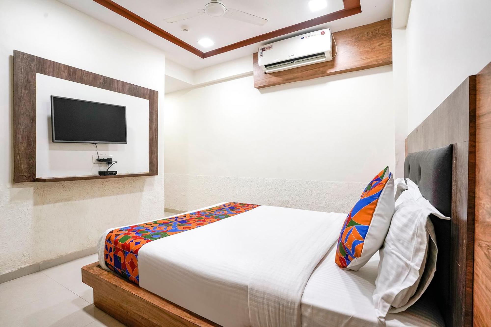 Fabhotel Galaxy I Ahmedabad Bagian luar foto