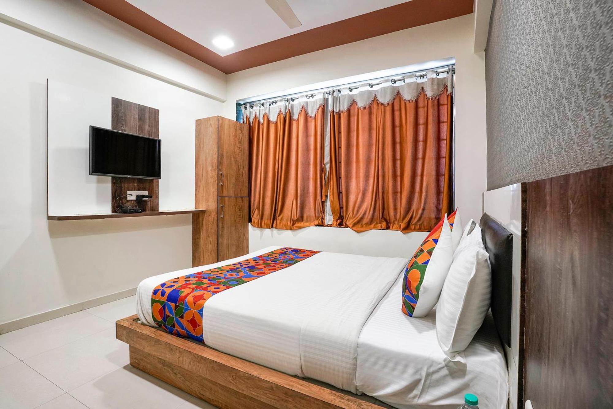 Fabhotel Galaxy I Ahmedabad Bagian luar foto