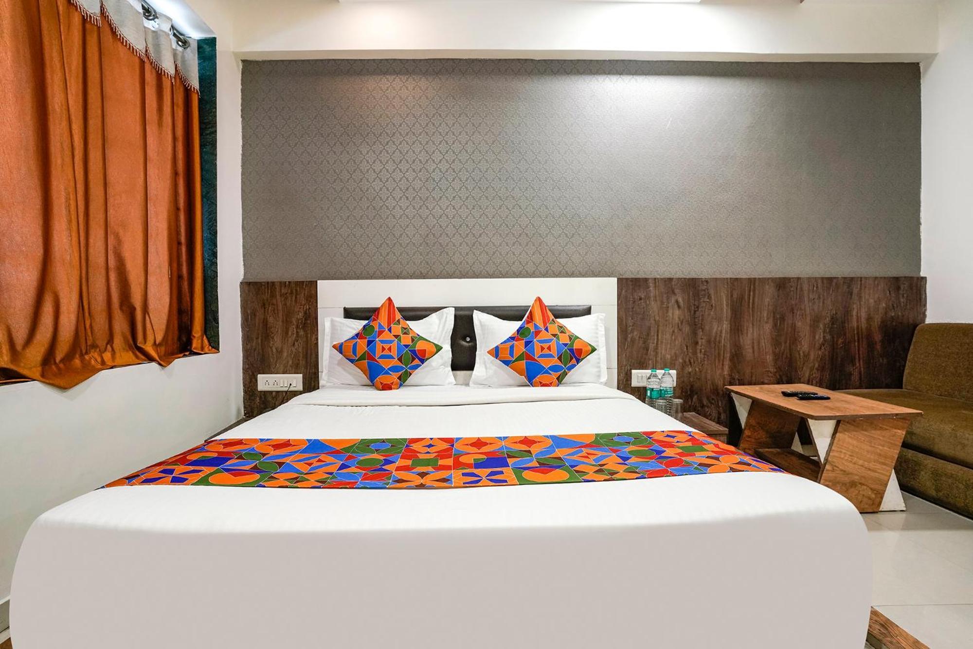 Fabhotel Galaxy I Ahmedabad Bagian luar foto