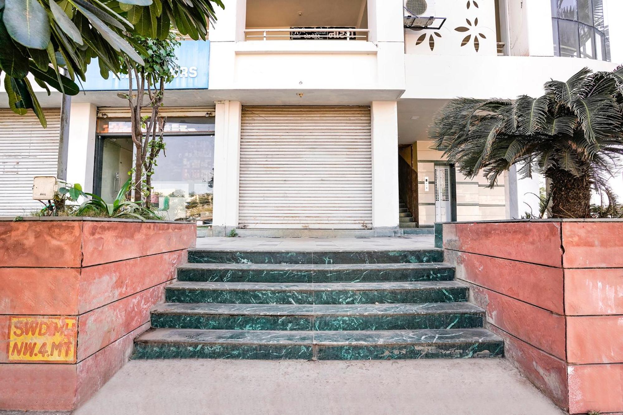 Fabhotel Galaxy I Ahmedabad Bagian luar foto